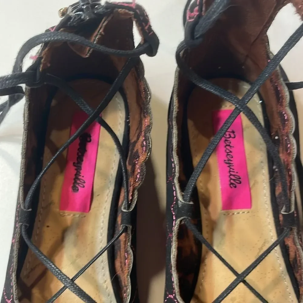Betsey Johnson Little Girls Black Lace Up Microsuede Ballet Flats Sz 2